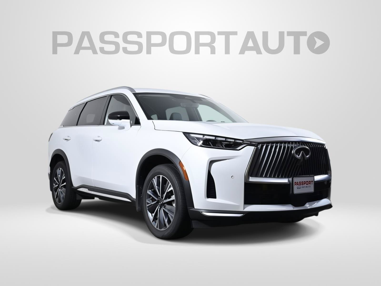 Certified 2026 INFINITI QX60 Luxe w/ Family Package AWD/4WD image 3