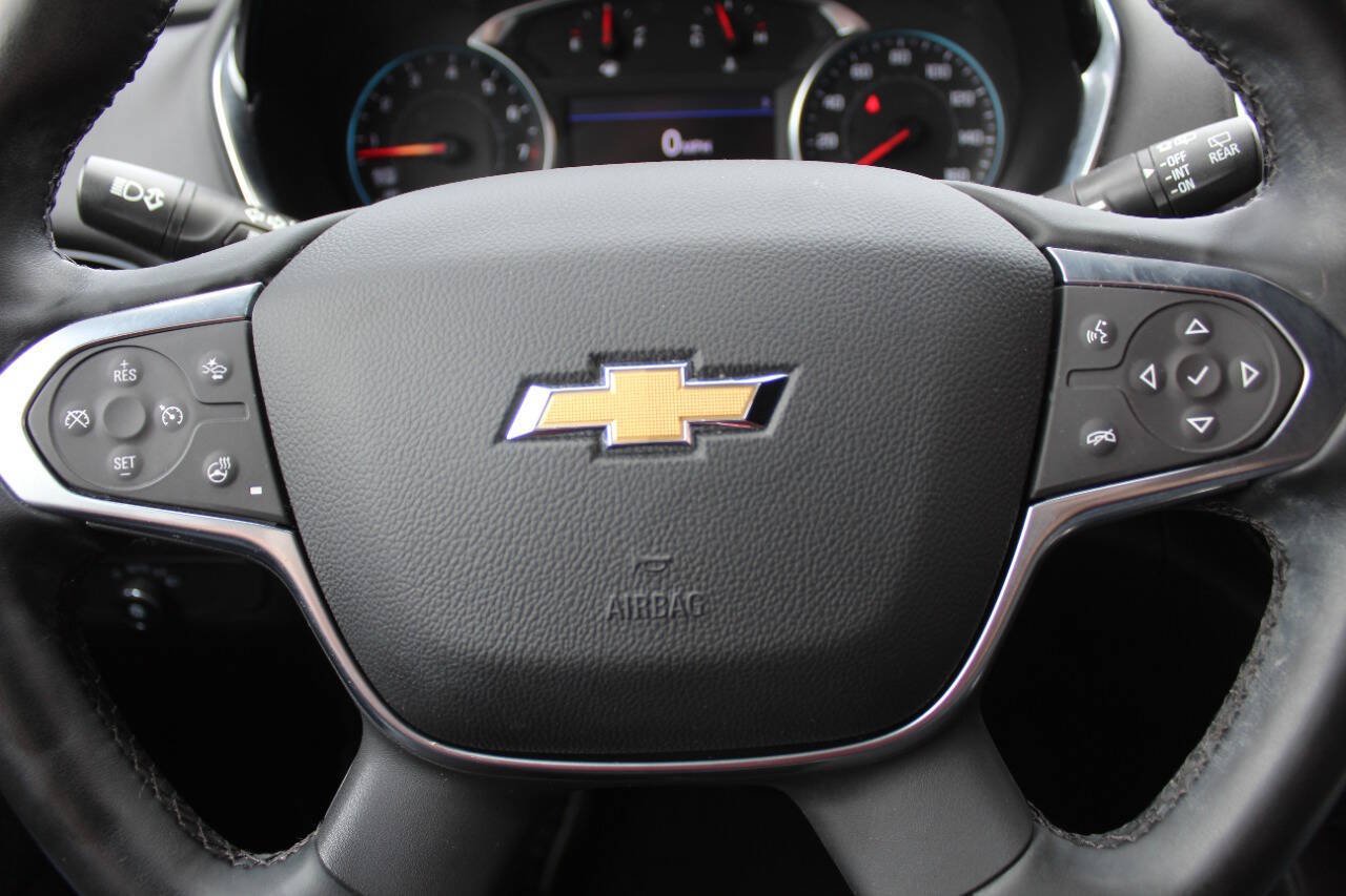 Used 2023 Chevrolet Traverse LT AWD/4WD image 13
