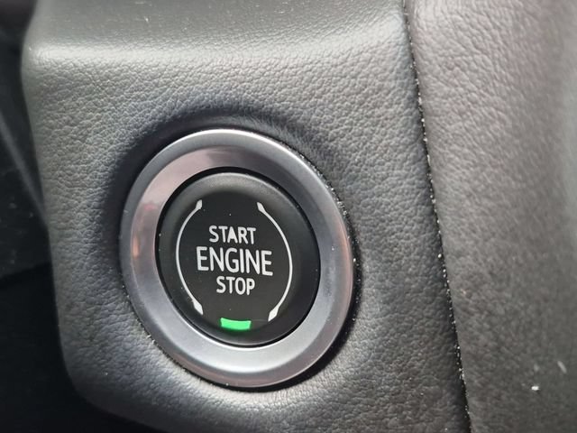 Used 2023 Chevrolet Tahoe Premier AWD/4WD image 16