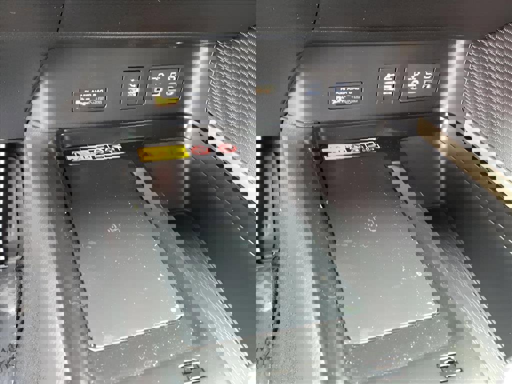 Used 2026 Toyota Camry SE image 19