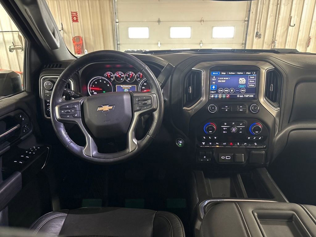 Used 2020 Chevrolet Silverado 3500 LTZ w/ LTZ Plus Package AWD/4WD image 17