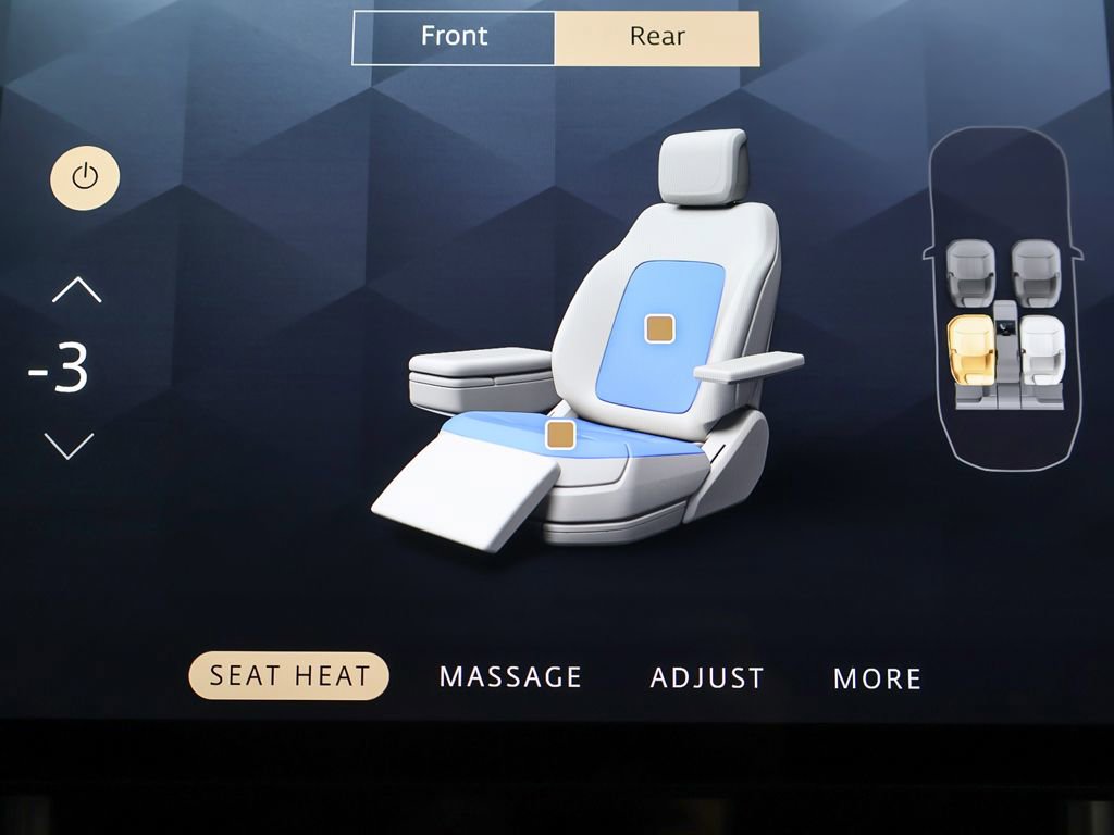 Used 2023 Land Rover Range Rover Long Wheelbase Autobiography image 53