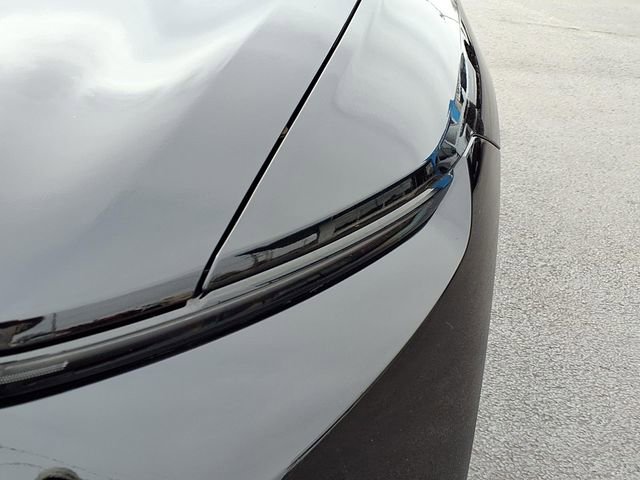 Used 2024 Chevrolet Equinox EV RS image 24