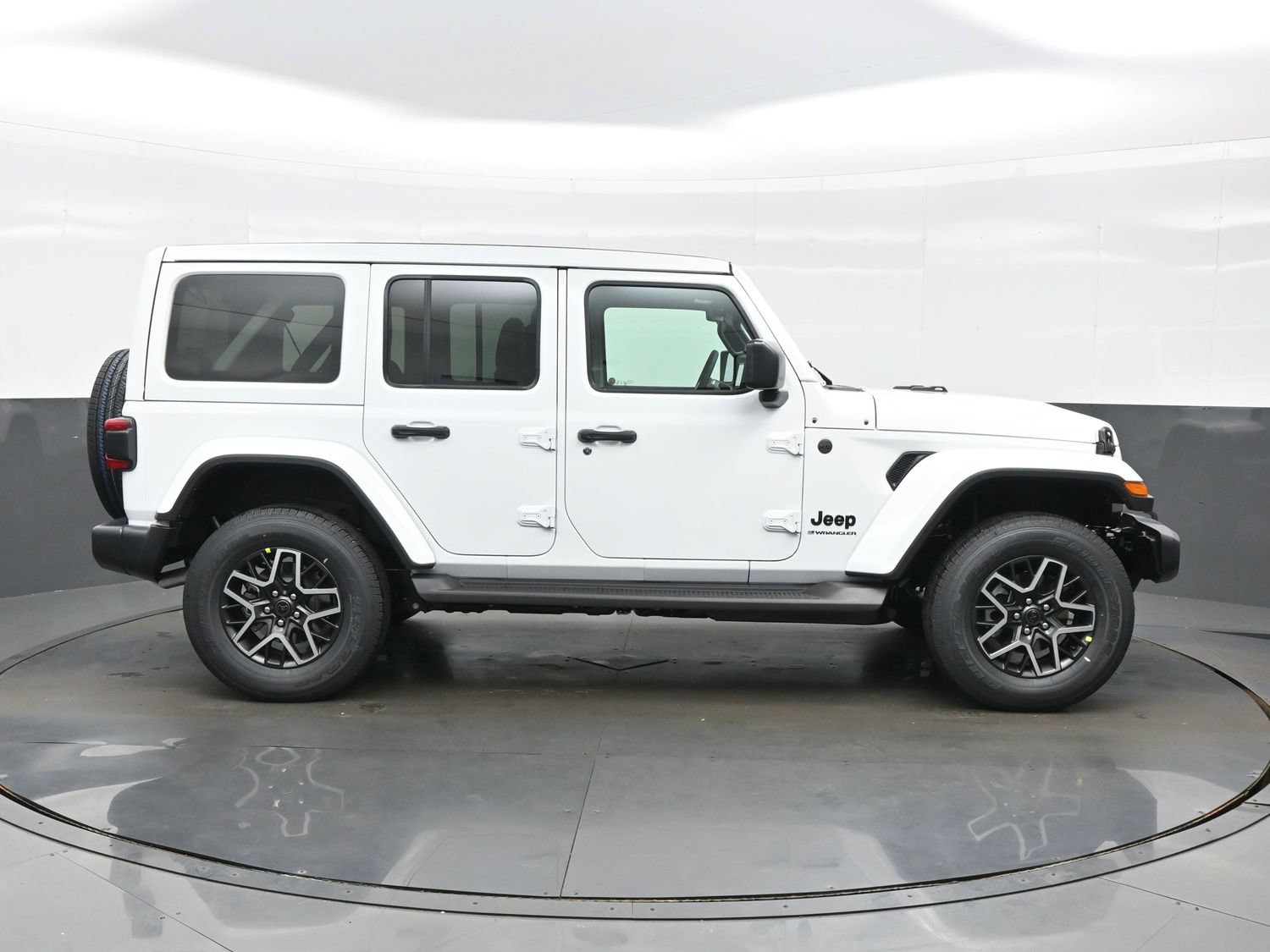 New 2027 Jeep Wrangler Unlimited Sahara AWD/4WD image 10