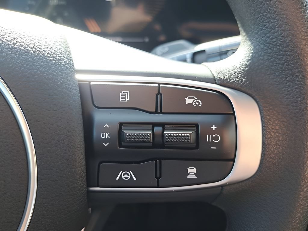 Used 2026 Kia K5 LXS FWD image 47