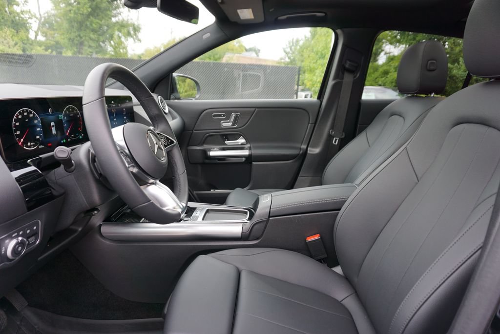 Certified 2025 Mercedes-Benz GLA 250 image 9