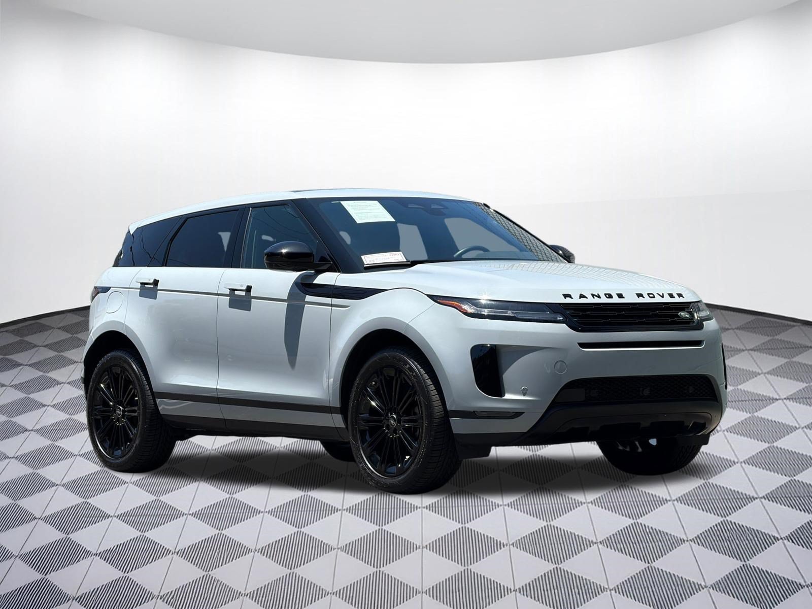Used 2024 Land Rover Range Rover Evoque S AWD/4WD image 7