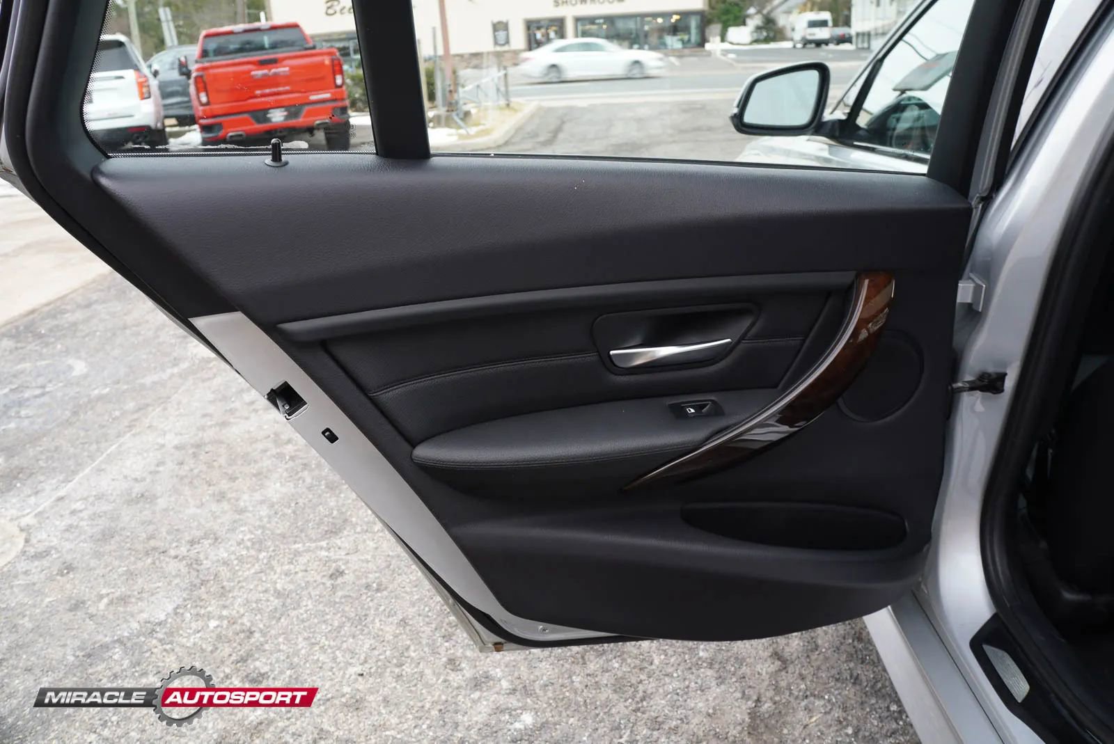 Used 2015 BMW 328i xDrive 328i xDrive Sport Wagon 4D image 22