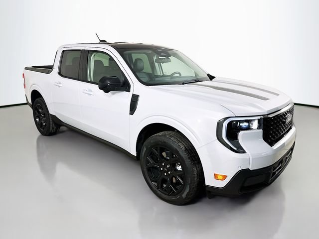 New 2026 Ford Maverick Lariat w/ Black Appearance Package