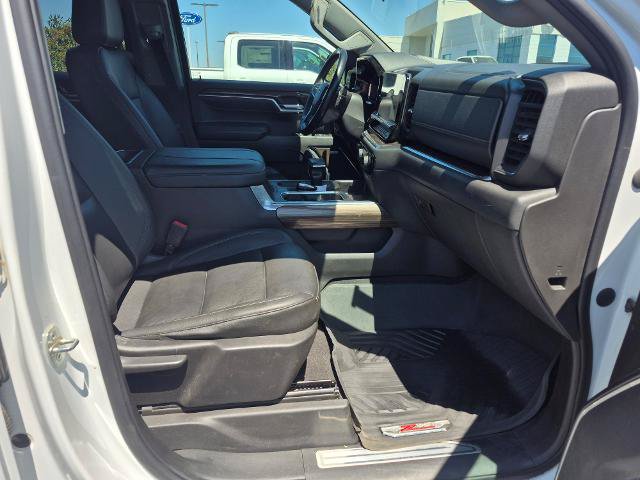 Used 2023 Chevrolet Silverado 1500 LT Trail Boss w/ Convenience Package II AWD/4WD image 16