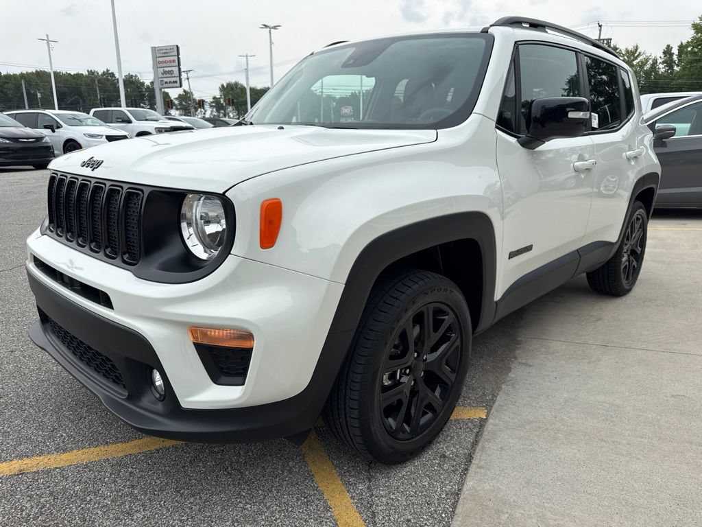 Used 2023 Jeep Renegade Altitude AWD/4WD image 14