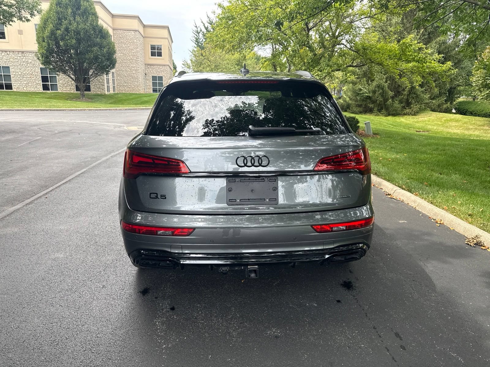 Used 2025 Audi Q5 e Premium Plus w/ Premium Plus Package AWD/4WD image 4