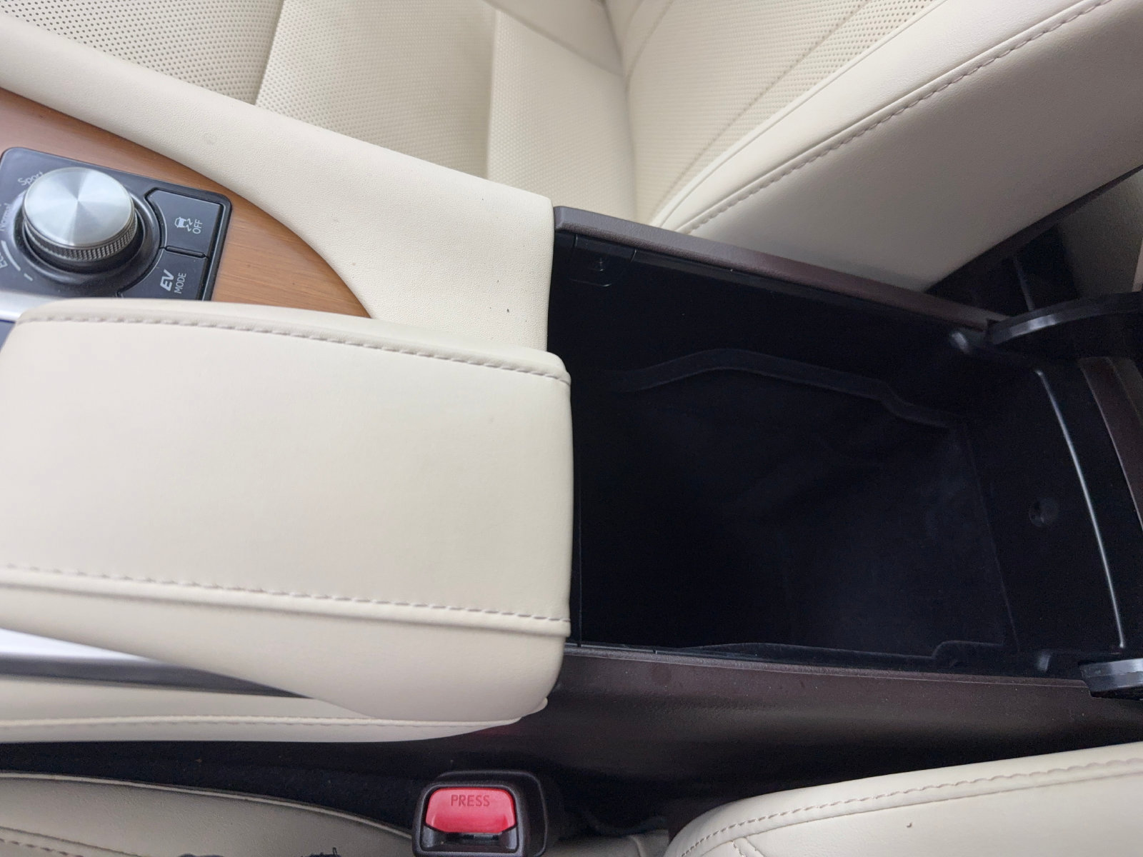 Used 2020 Lexus RX 450h AWD w/ Premium Package image 20
