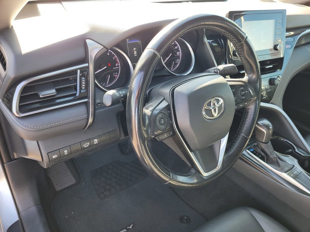 Used 2022 Toyota Camry SE FWD image 26