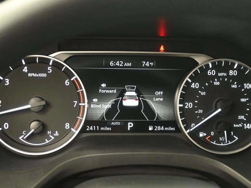 Certified 2025 Nissan Rogue S image 8