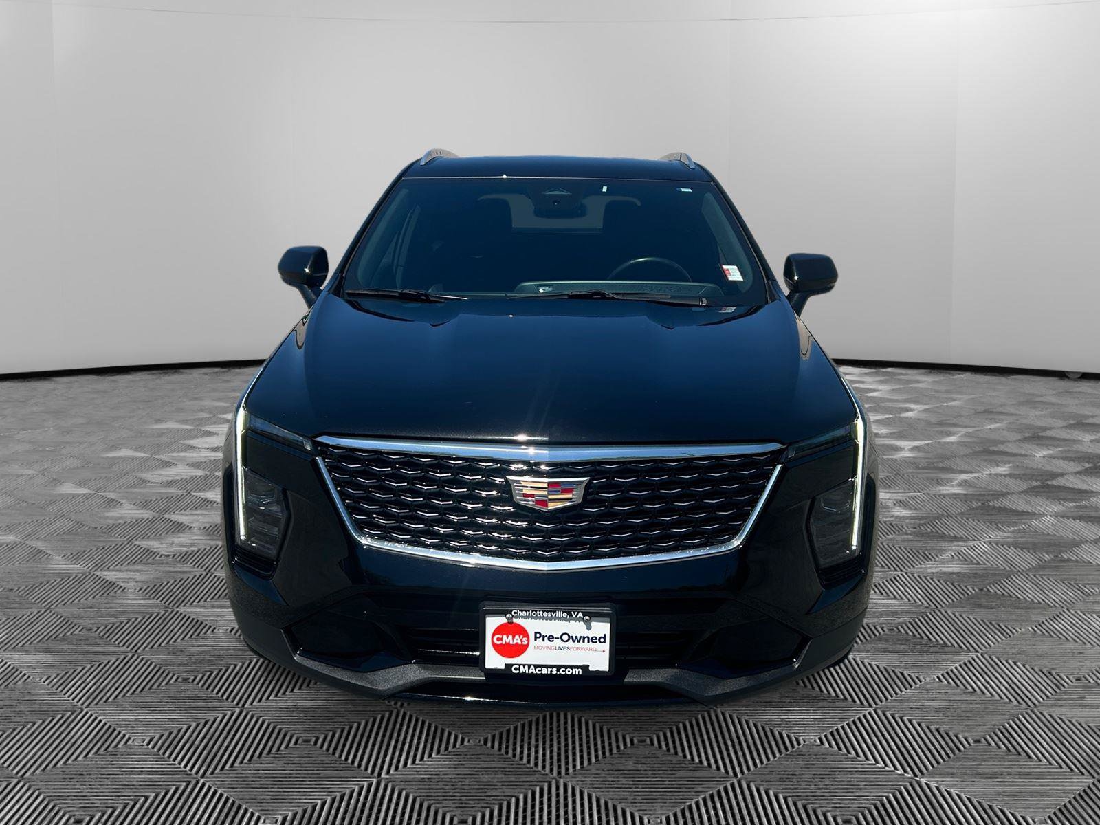 Used 2025 Cadillac XT4 Premium Luxury AWD/4WD image 8