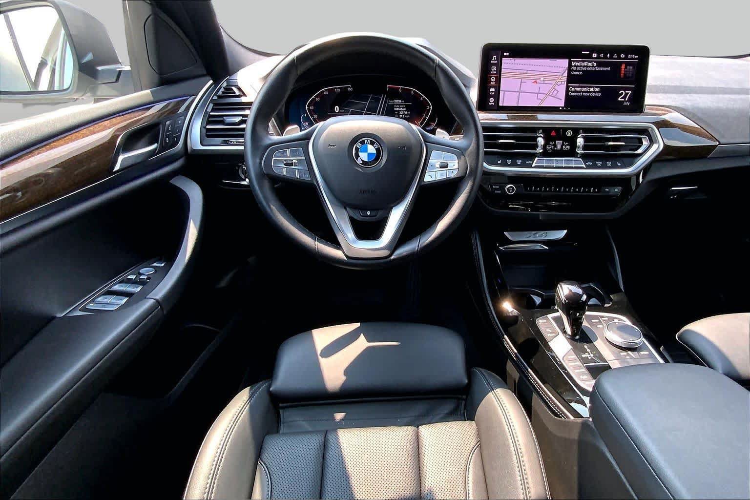 Used 2022 BMW X4 xDrive30i w/ Convenience Package AWD/4WD image 6