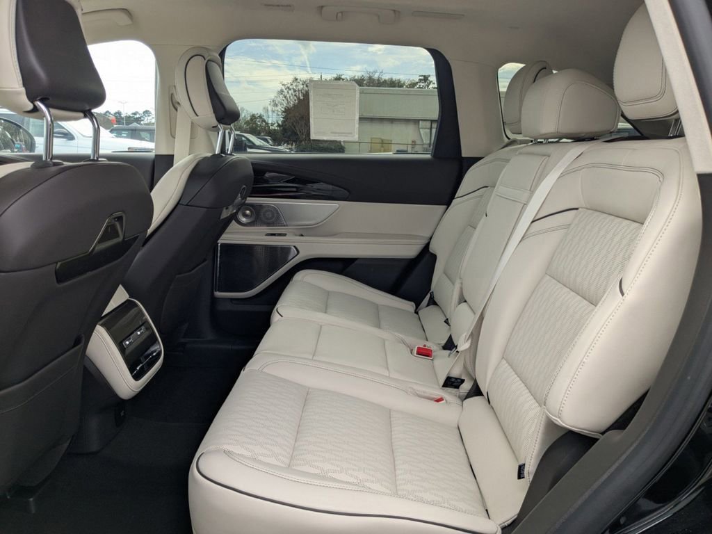 New 2026 Lincoln Nautilus Black Label w/ Jet Appearance Package image 14