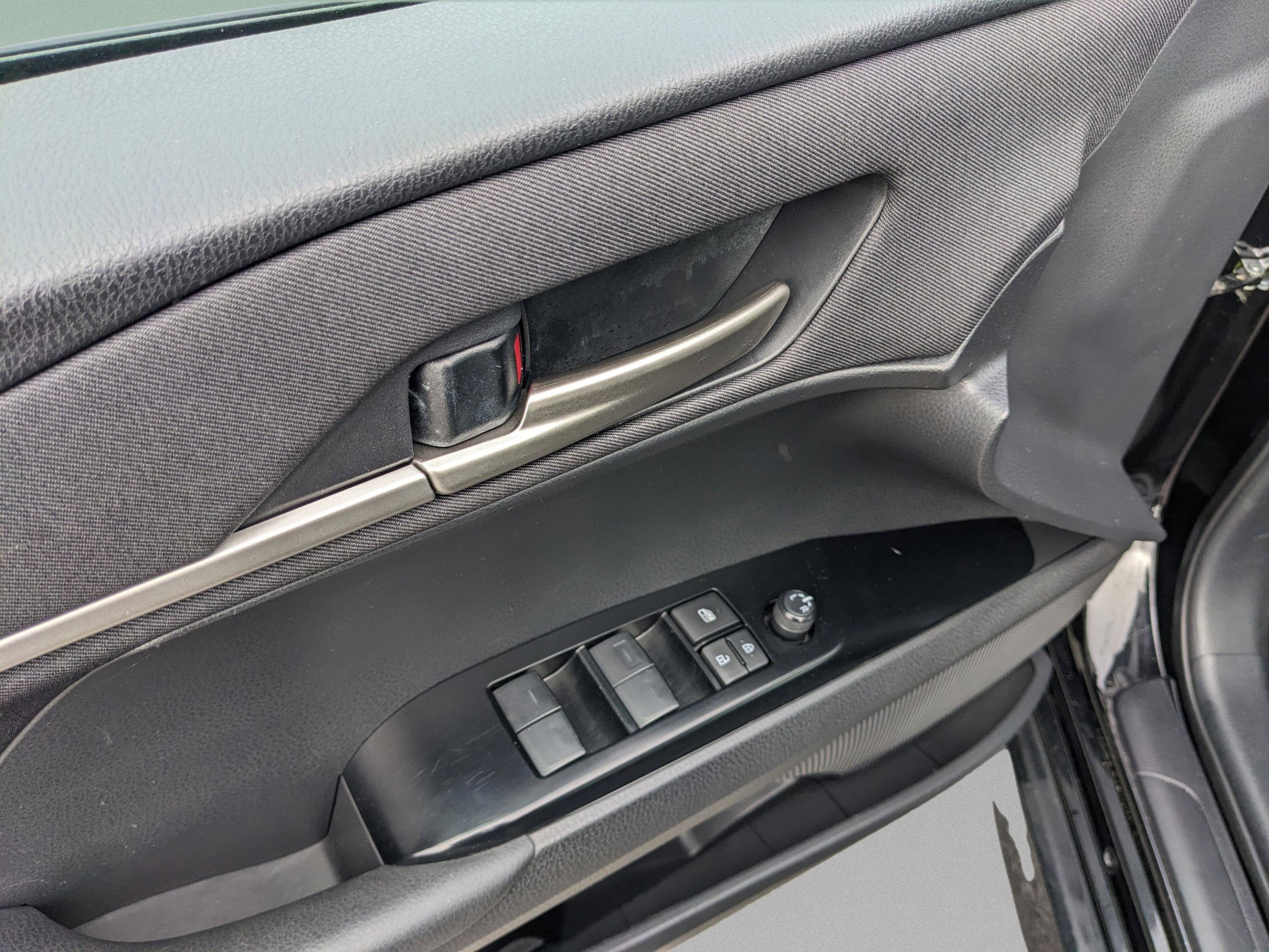 Used 2025 Toyota Camry LE image 25