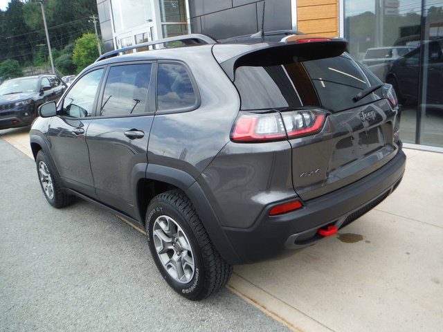 Used 2022 Jeep Cherokee Trailhawk w/ Comfort/Convenience Group AWD/4WD image 17