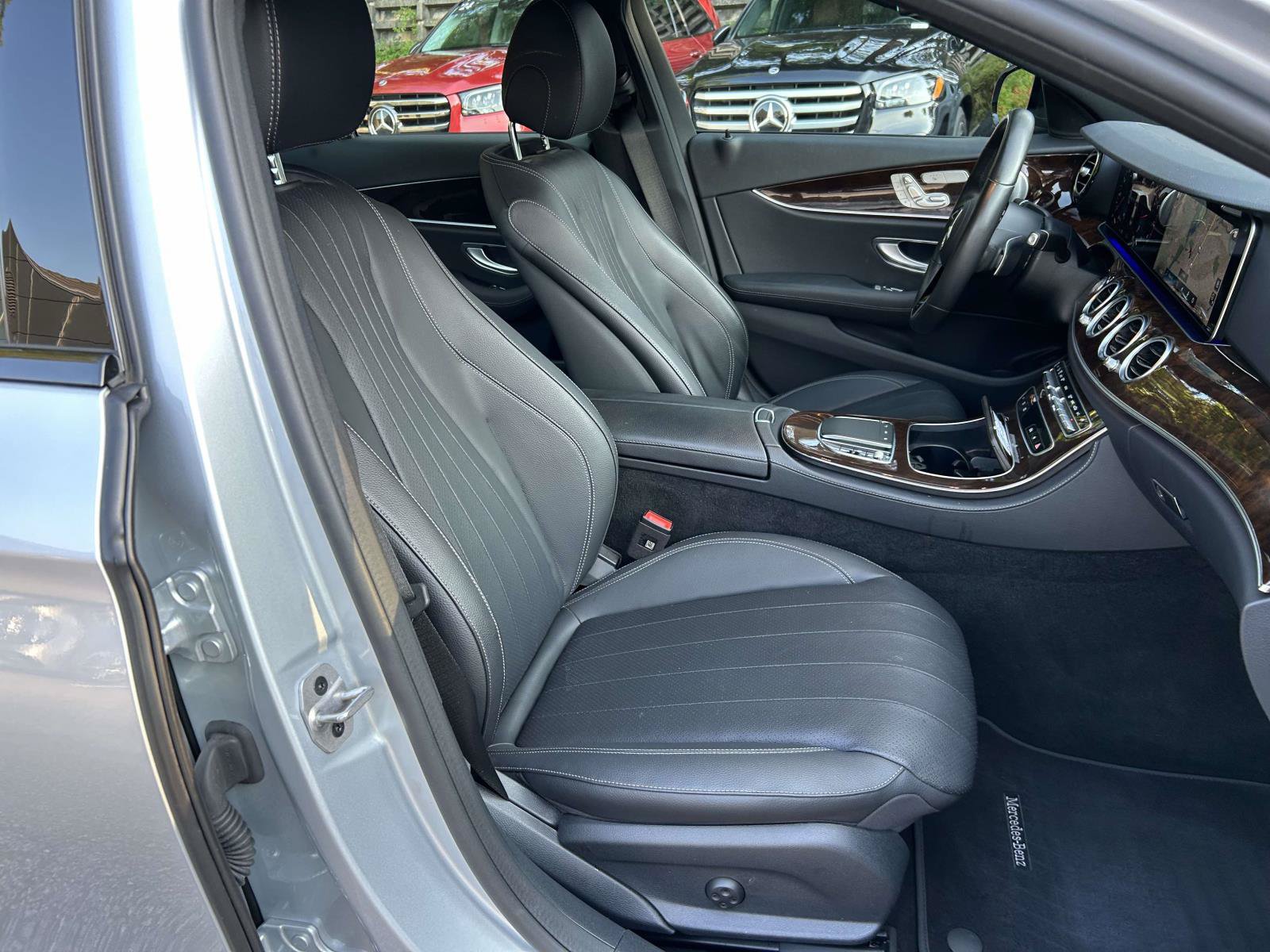 Certified 2023 Mercedes-Benz E 350 4MATIC Sedan w/ Premium Package image 49