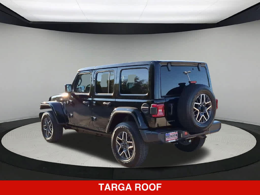 Used 2026 Jeep Wrangler Unlimited Sahara AWD/4WD image 5