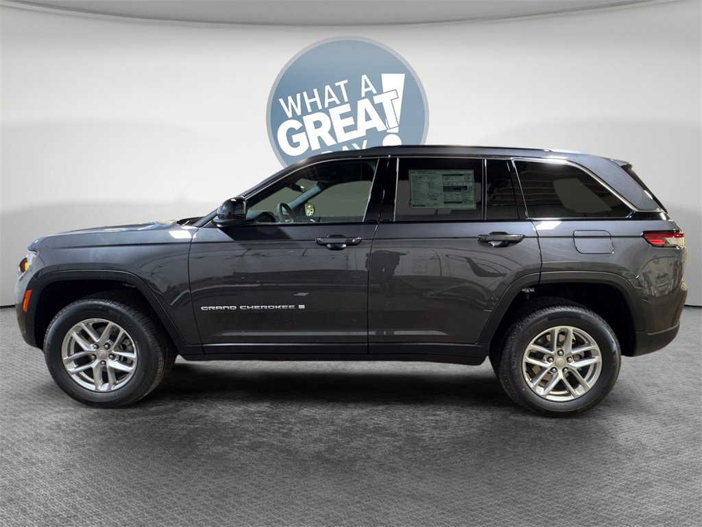 New 2025 Jeep Grand Cherokee Laredo X image 7