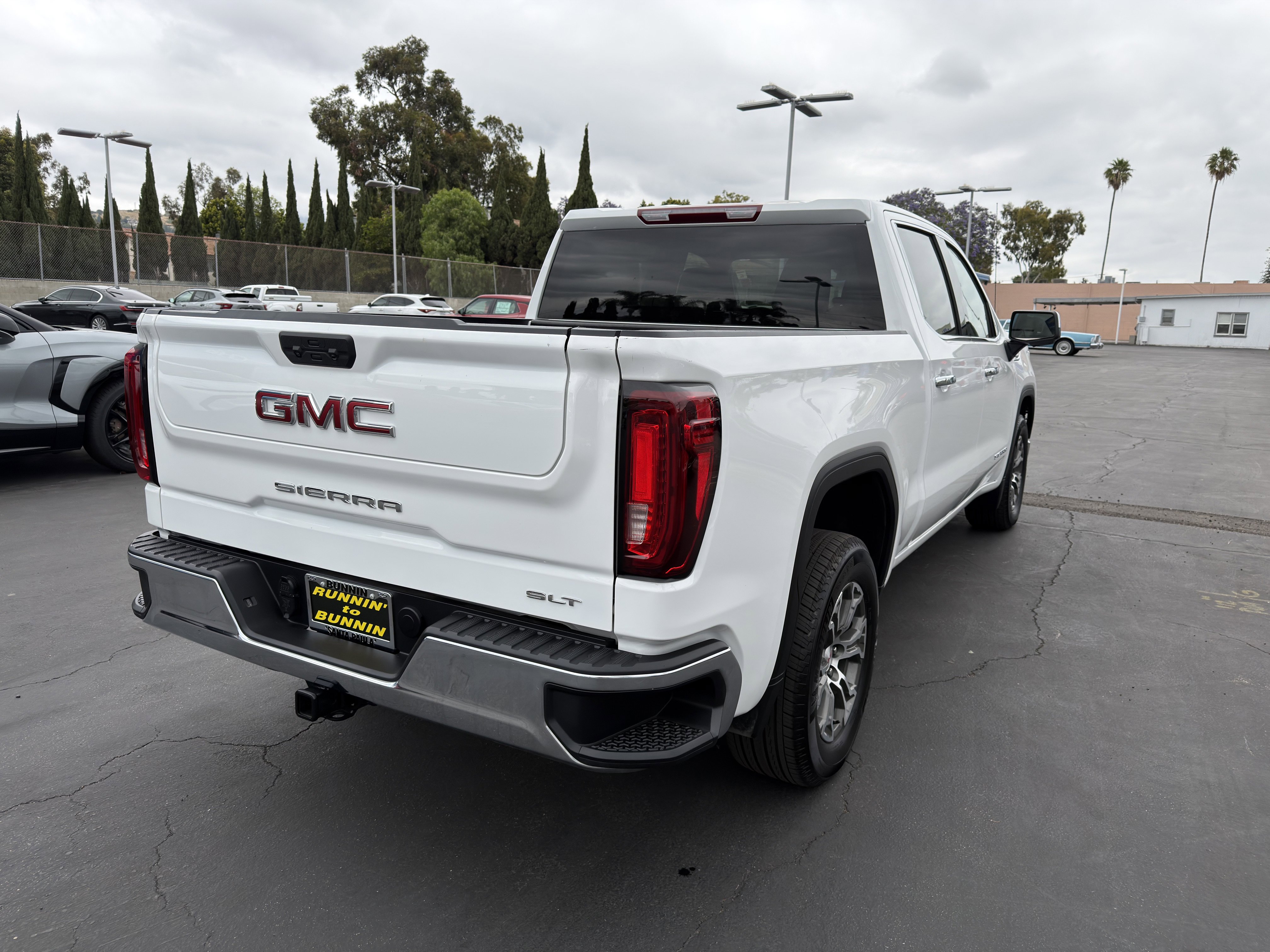 Used 2026 GMC Sierra 1500 SLT RWD image 8