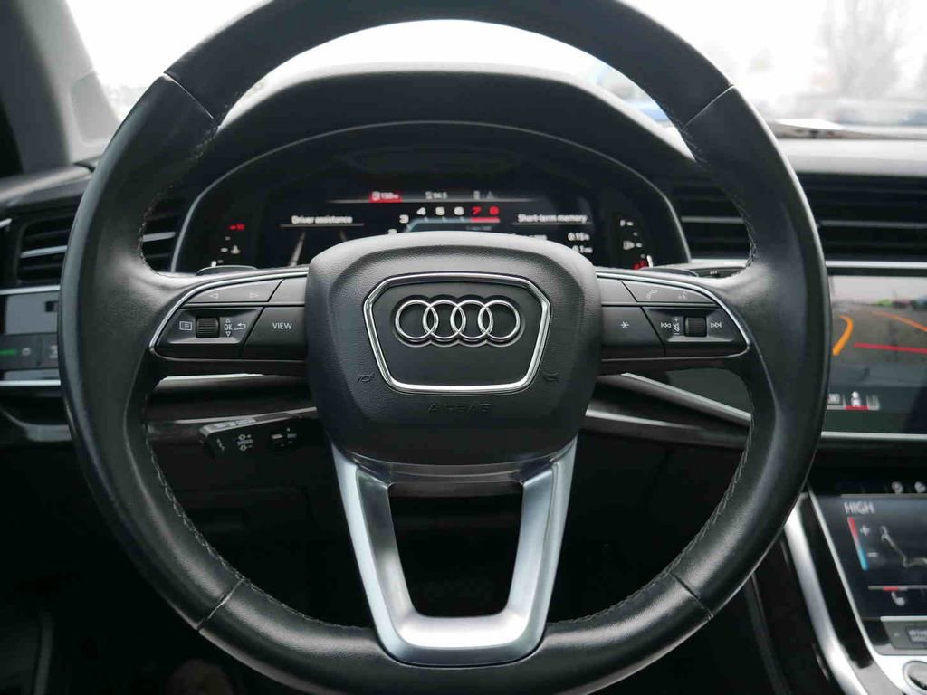 Used 2023 Audi Q7 3.0T Premium Plus image 40