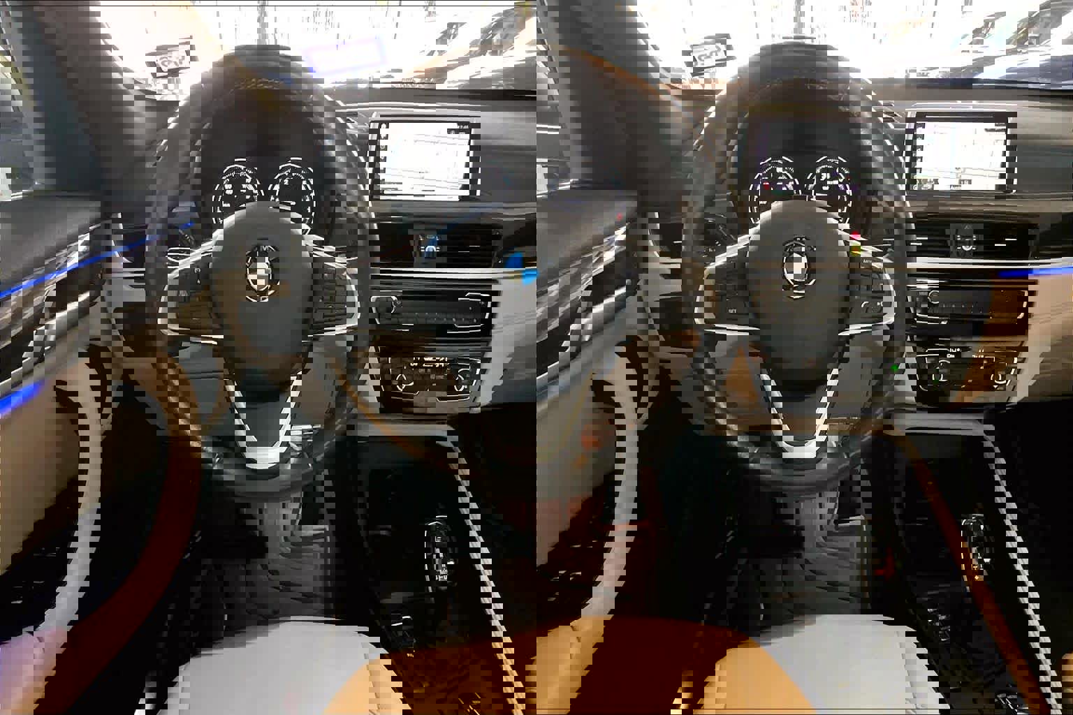 Used 2021 BMW X1 sDrive28i w/ Convenience Package image 5