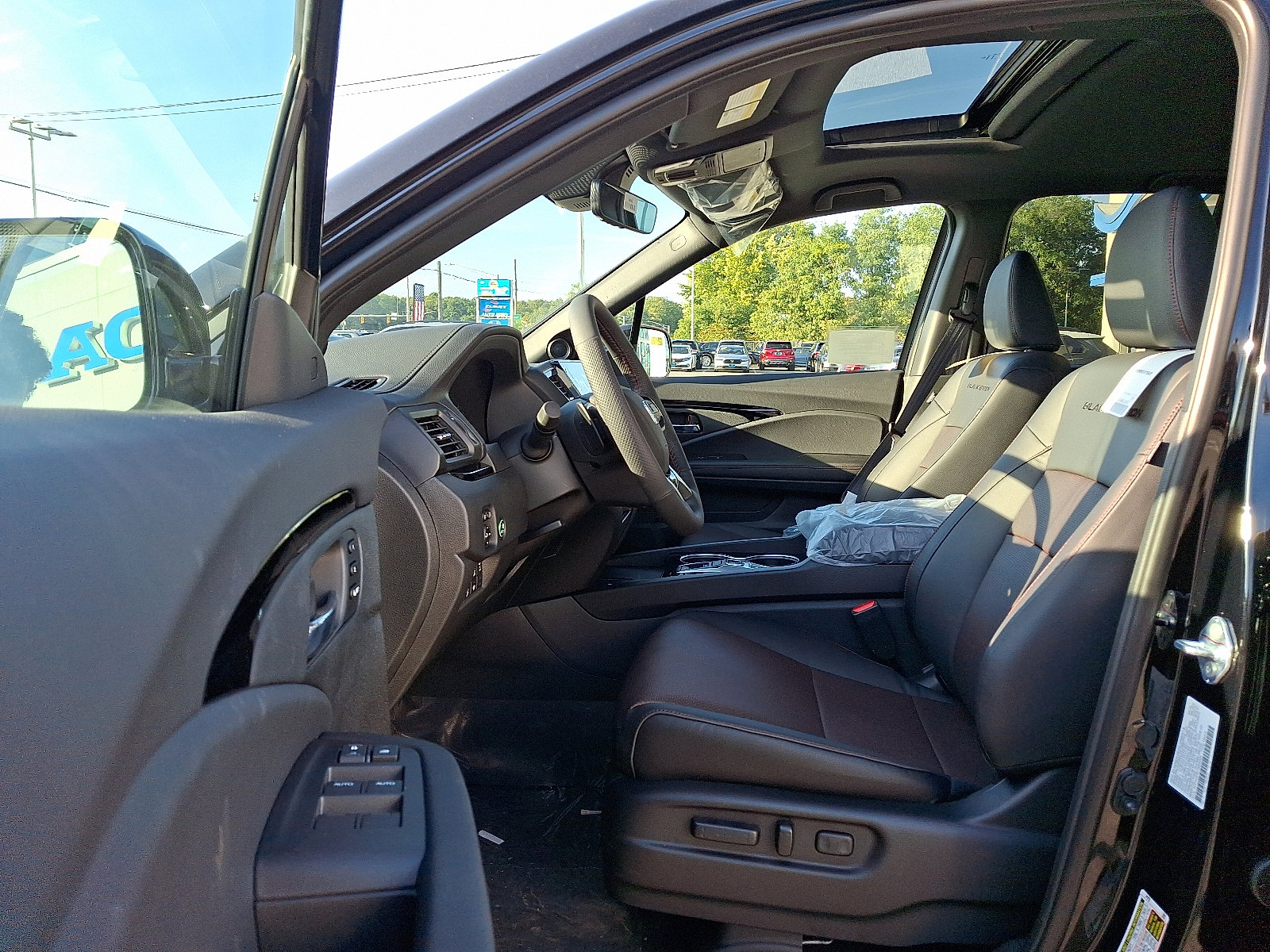 New 2026 Honda Ridgeline Black Edition image 6