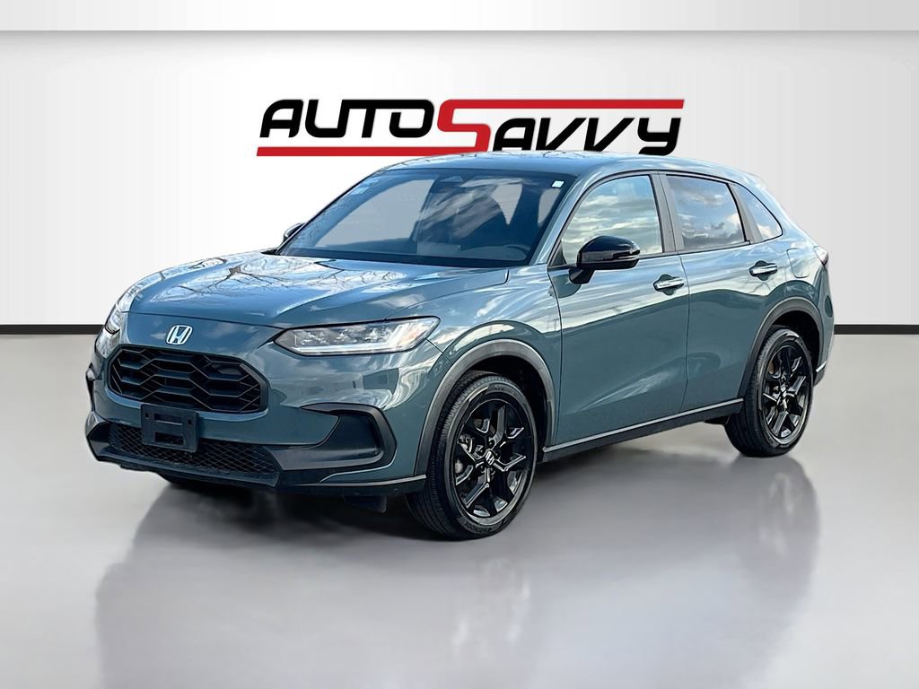 Used 2025 Honda HR-V Sport image 3