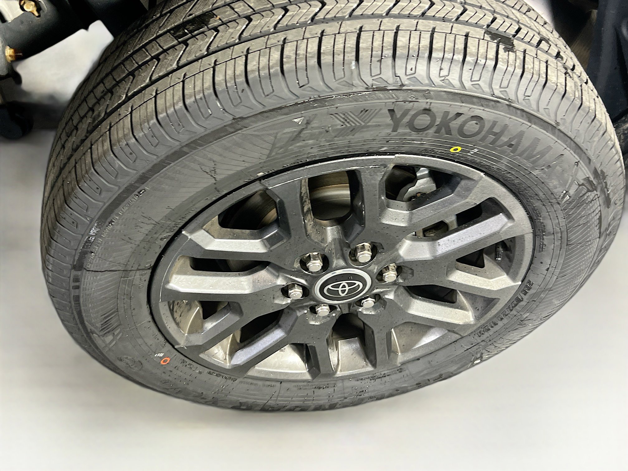 Used 2023 Toyota Tundra Platinum image 30