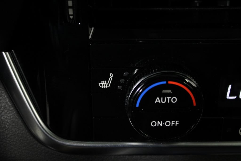 Certified 2023 Nissan Rogue Platinum FWD image 27