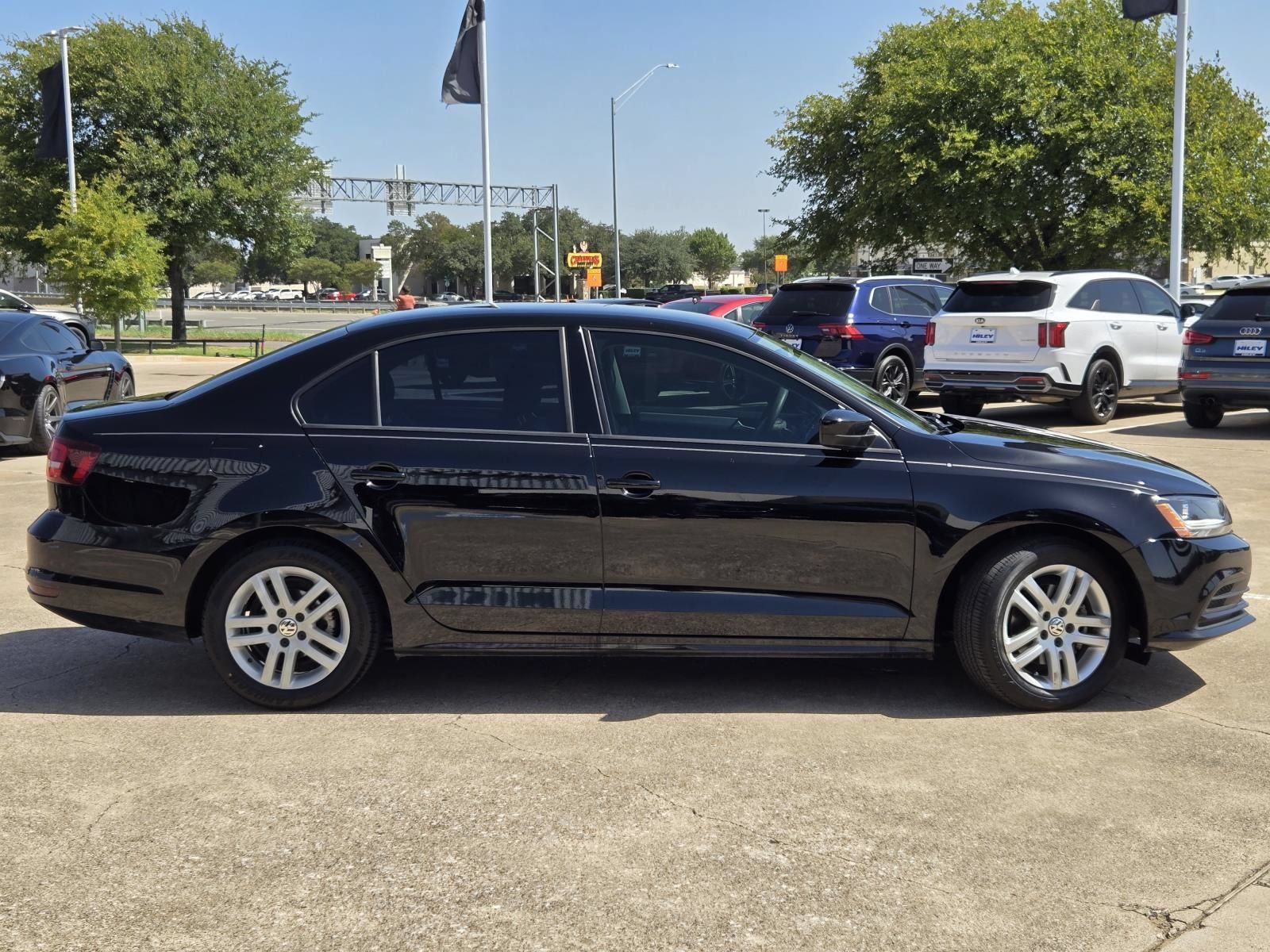Used 2018 Volkswagen Jetta S FWD image 9