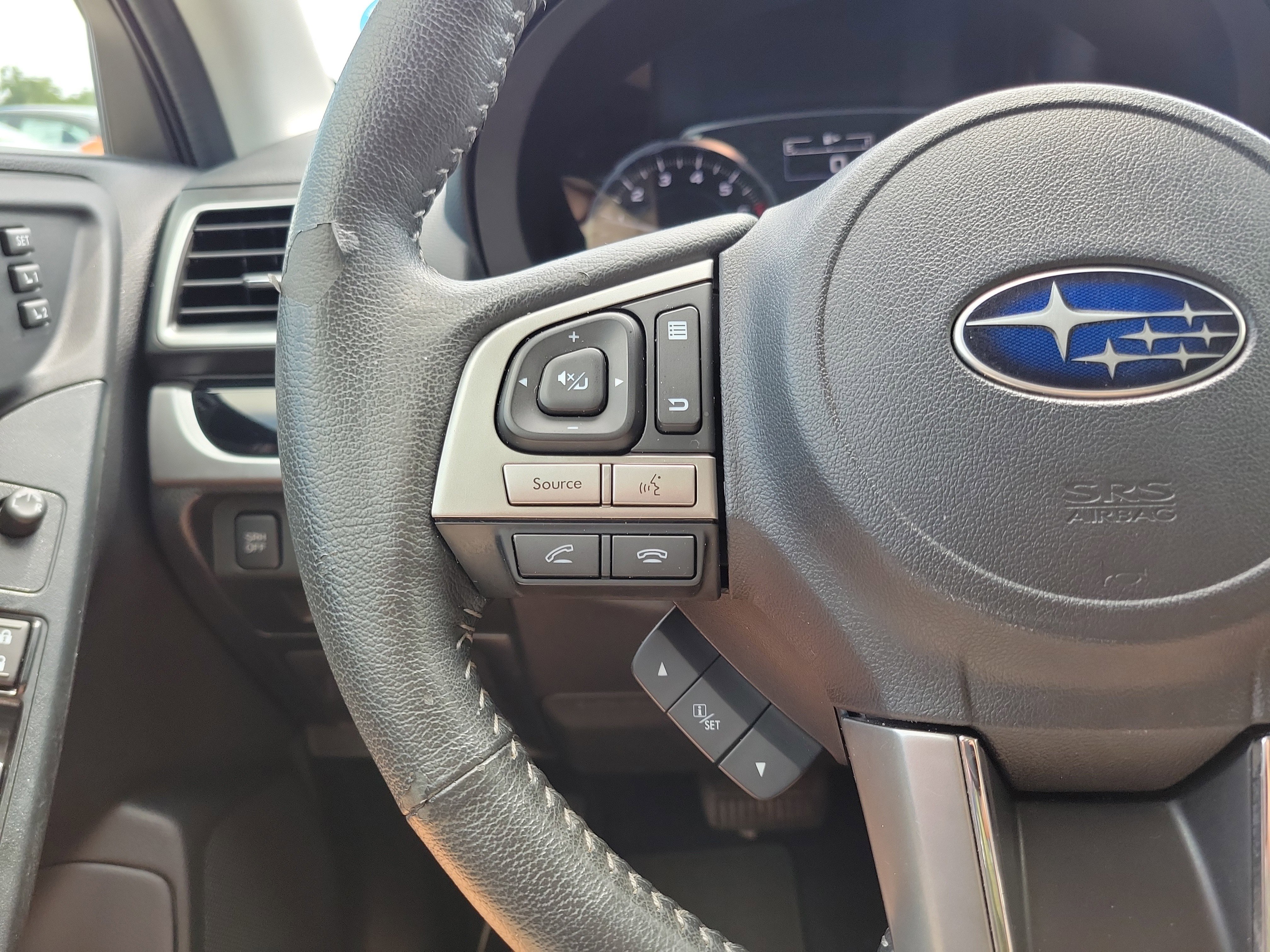 Used 2018 Subaru Forester 2.5i Touring w/ Popular Package #2 image 22