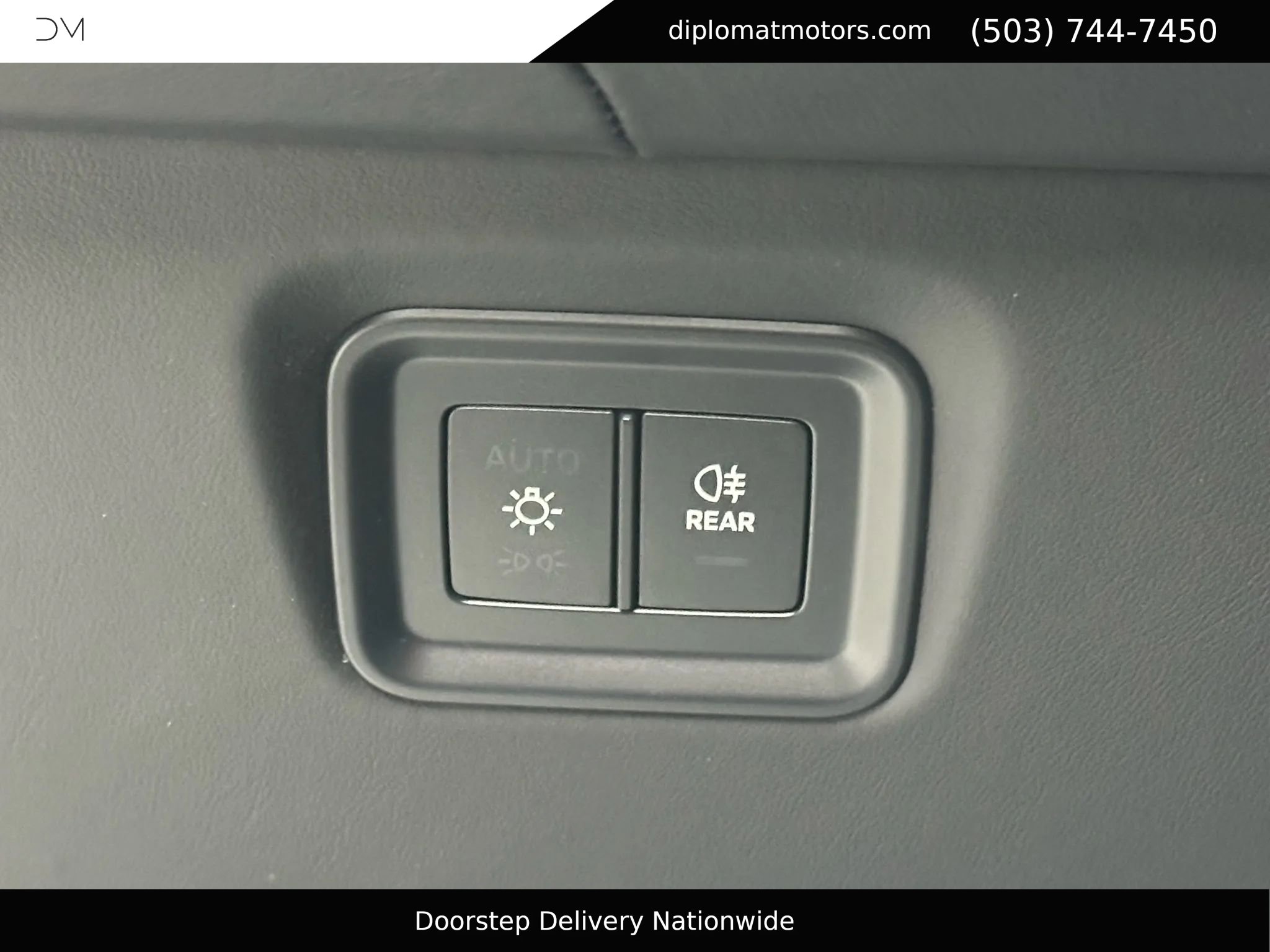 Used 2024 Porsche Cayenne S image 31