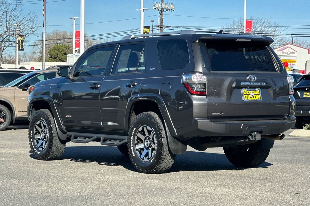 Used 2018 Toyota 4Runner SR5 image 6