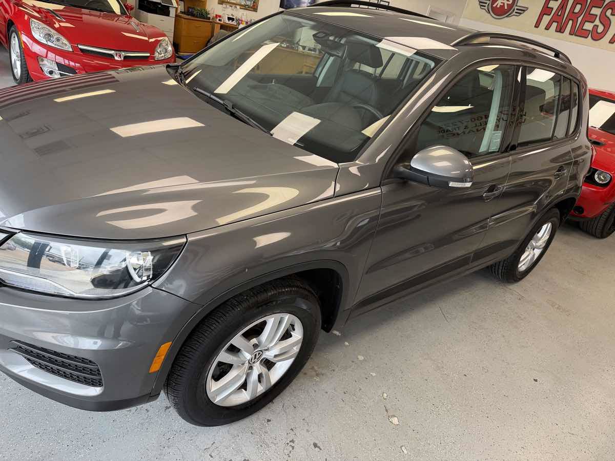 Used 2016 Volkswagen Tiguan S FWD image 4