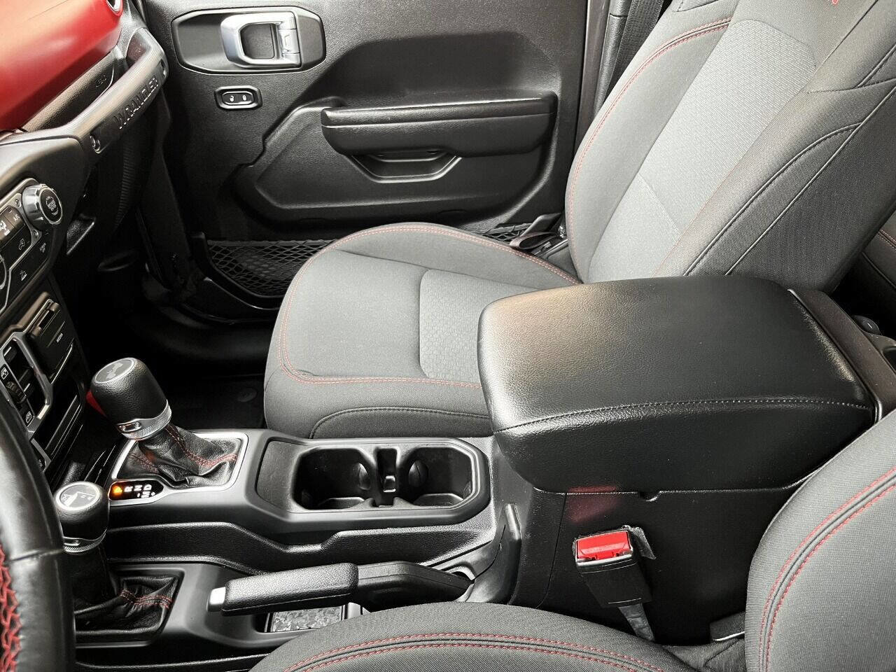 Used 2021 Jeep Wrangler Unlimited Rubicon image 33