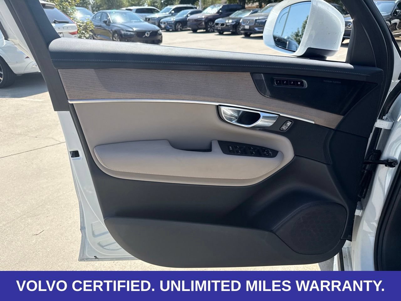 Certified 2026 Volvo XC90 B6 Plus AWD/4WD image 22