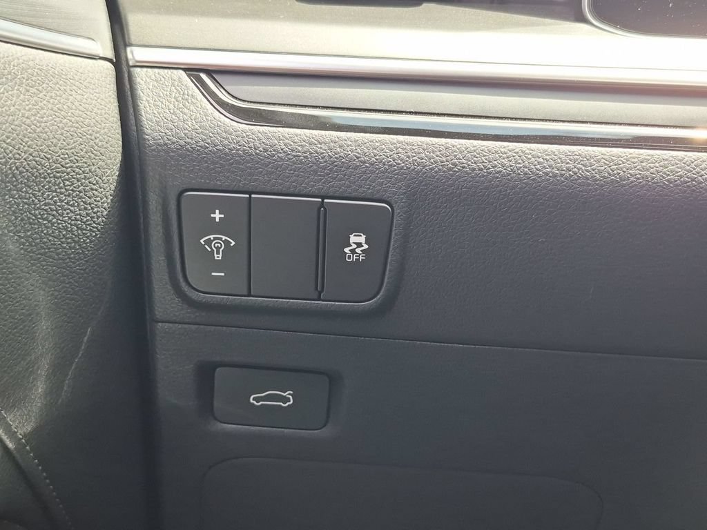New 2026 Kia K5 GT-Line w/ GT-Line Red Interior Package FWD image 18