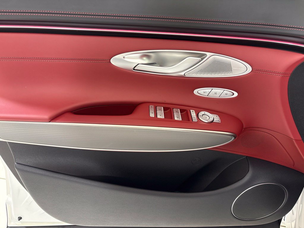 New 2027 Genesis GV70 2.5T Sport Prestige AWD/4WD image 17