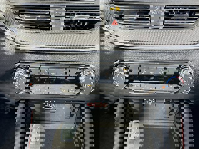 New 2025 Nissan Altima 2.5 SR image 15