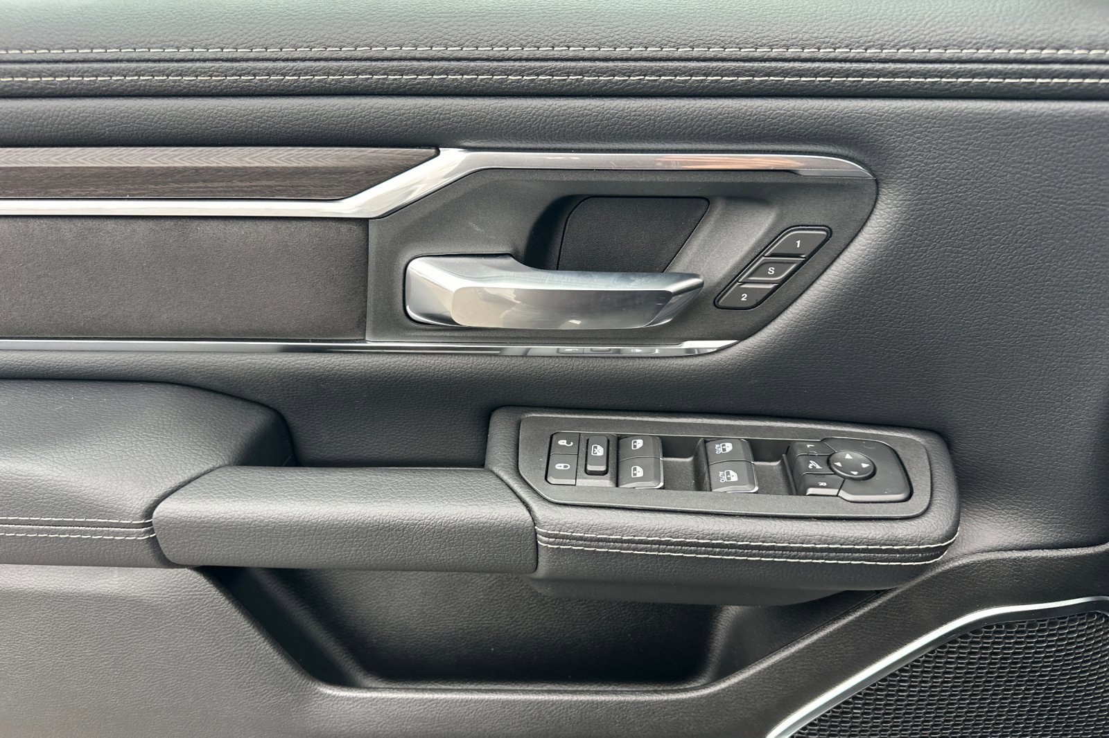 New 2026 RAM 1500 Laramie image 11