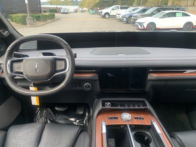 New 2026 Lincoln Navigator Black Label AWD/4WD image 22