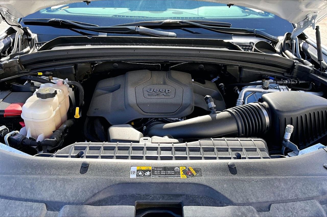 Certified 2023 Jeep Grand Cherokee L Summit image 39