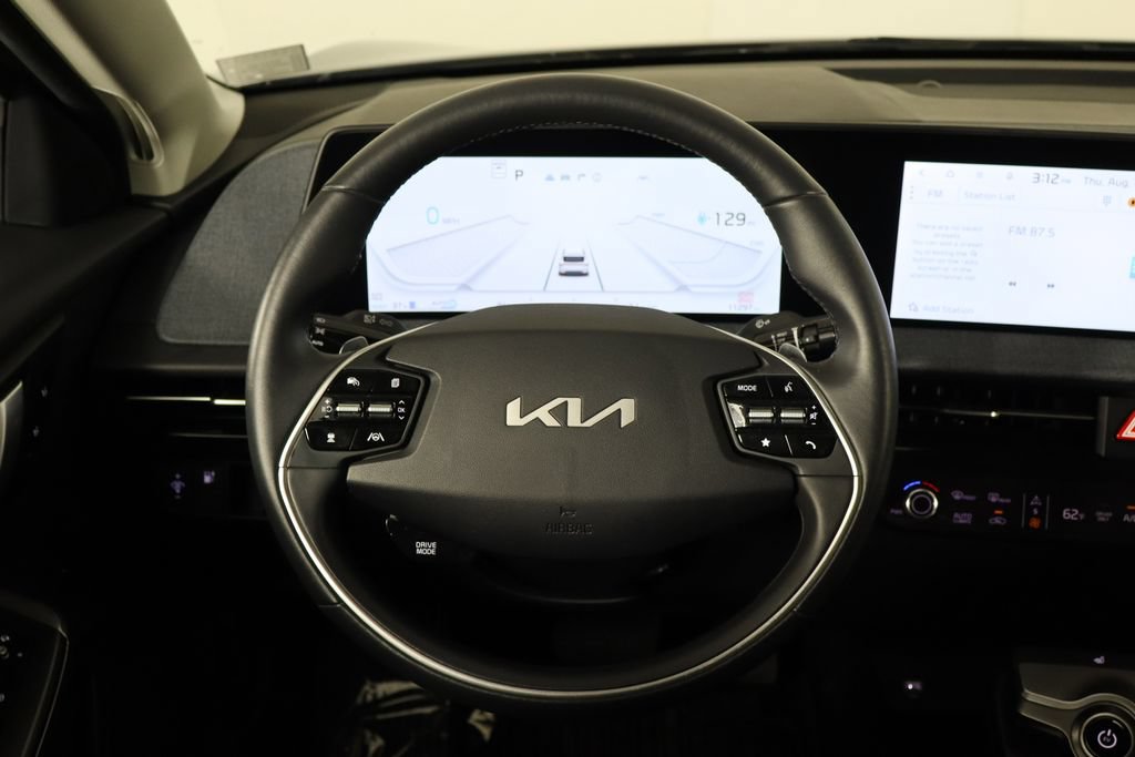 Used 2024 Kia EV6 Light RWD image 7