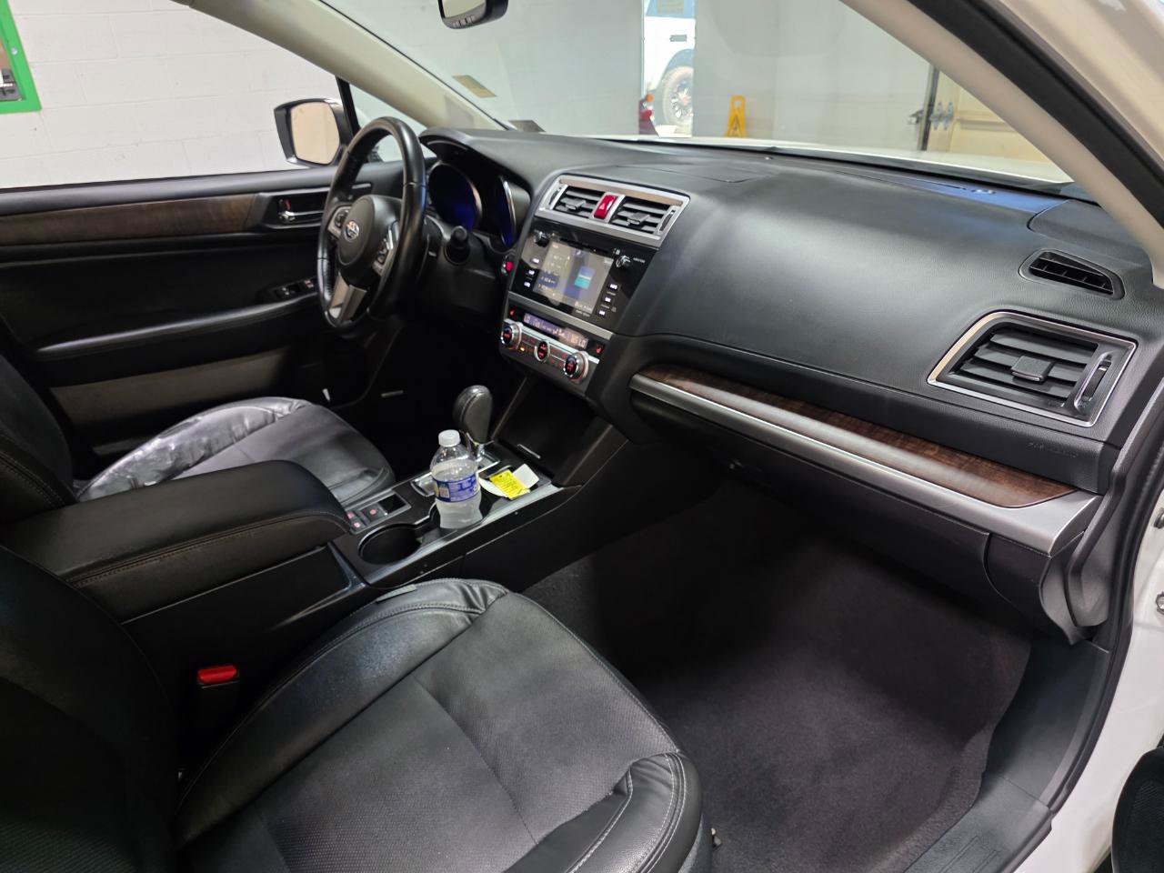 Used 2016 Subaru Outback 2.5i Limited AWD/4WD image 27
