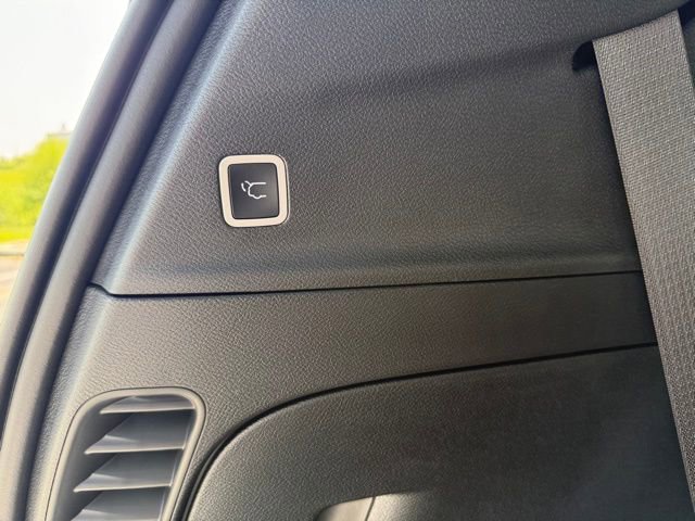 New 2026 Chrysler Pacifica Select image 8